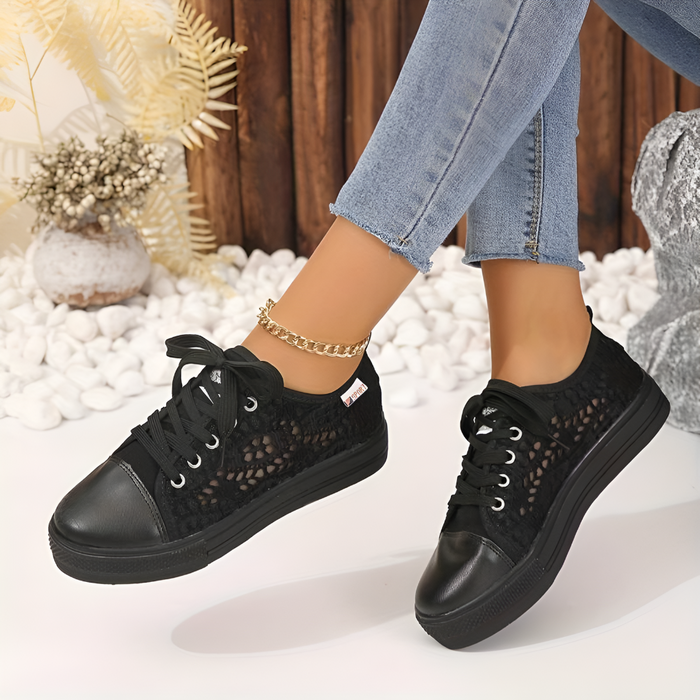 Dames Sneakers met Kant en Platform voor Casual Stijl